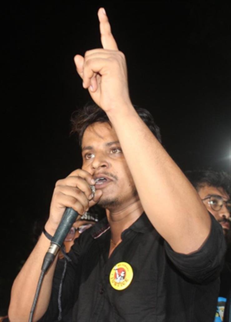 RG Kar case: Face of junior doctors' movement slapped with show-cause notice