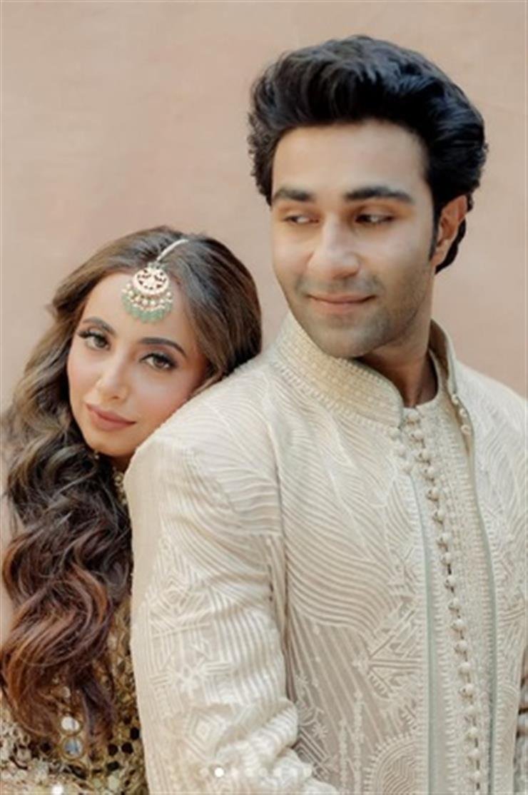Aadar Jain, Alekha Advani's Hindu wedding festivities see Kapoor, Bollywood biggies in attendance