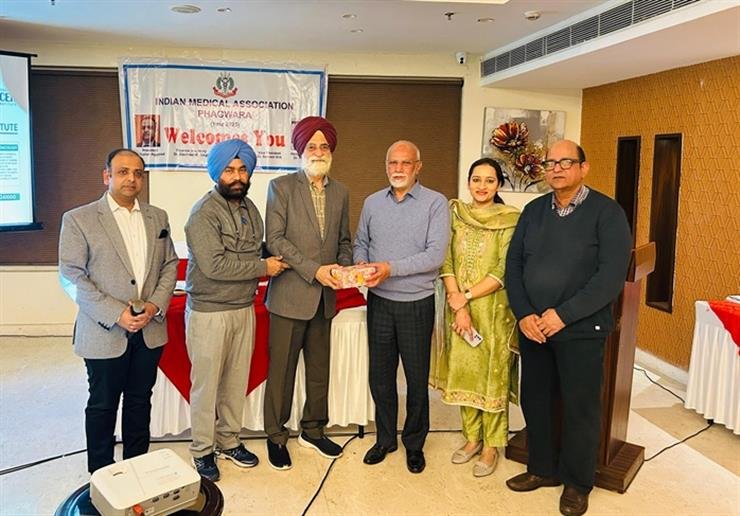 IMA Phagwara got new team for 2025-Eye Surgeon Dr Tushar Aggarwal-President,Dr Poonam new Secretary