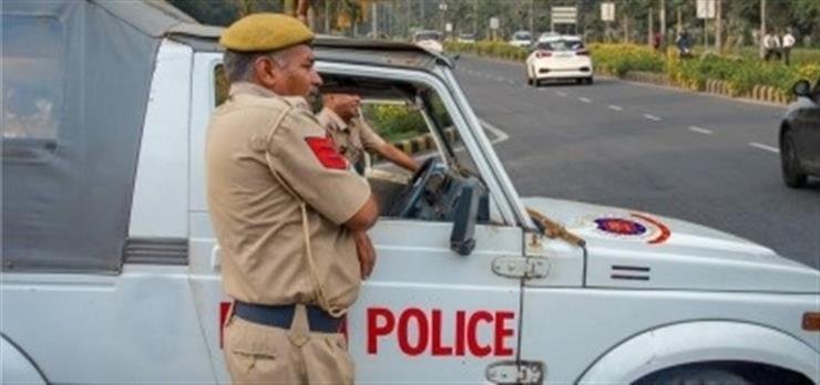 Delhi Police crackdown on street criminals, arrest 130