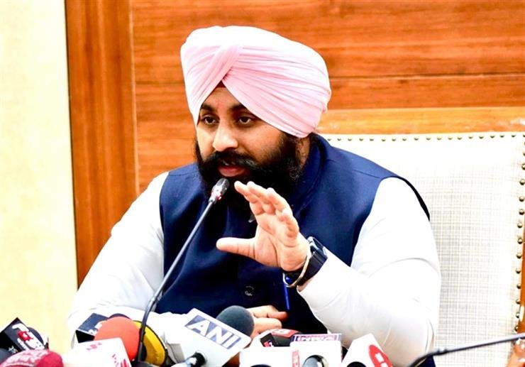 Harjot Bains orders special audit and investment into malpractices at Sri Dasmesh Acdemy, Anandpur Sahib
