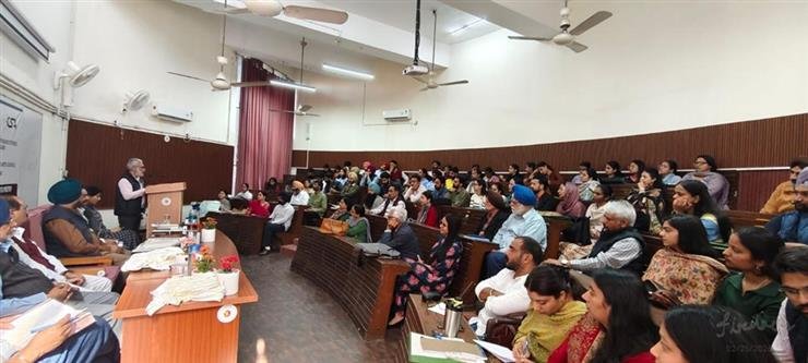 National Seminar on the Significance of Shiv Kumar Batalvi's Poetry in Modern Punjabi Literature